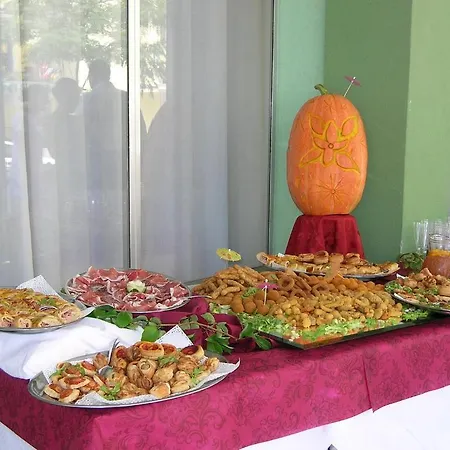 Hotel Serena 3*