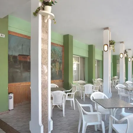 Hotel Serena 3*